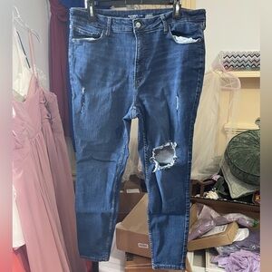 Old Navy Women's Distressed Skinny Jeans